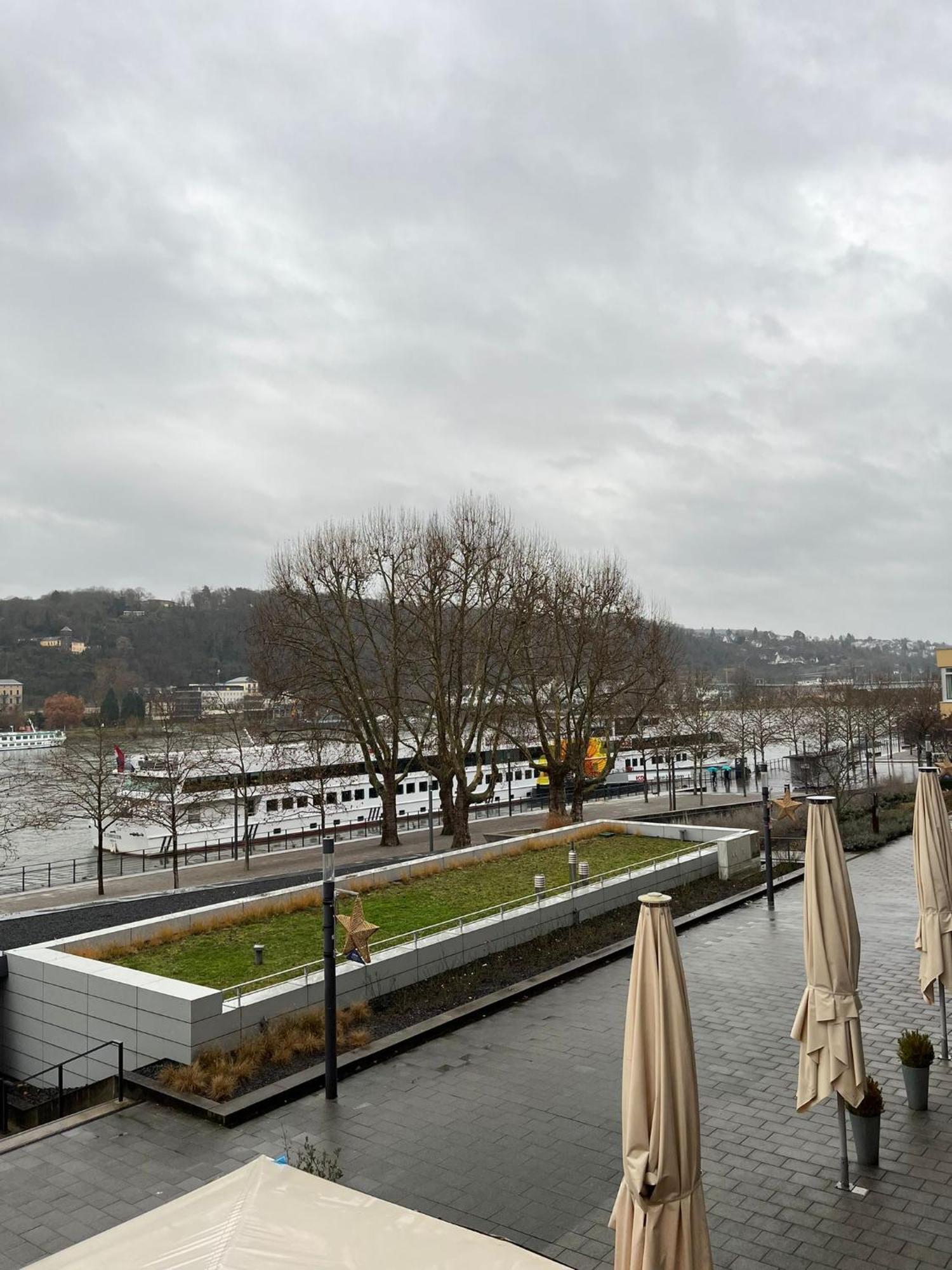 Rheinpanorama Suite Mit Balkon Кобленц Екстериор снимка